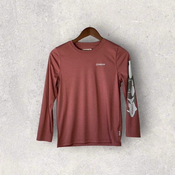 Magellan Outdoors Other - Magellan Outdoors Fish Gear Shirt Size Medium